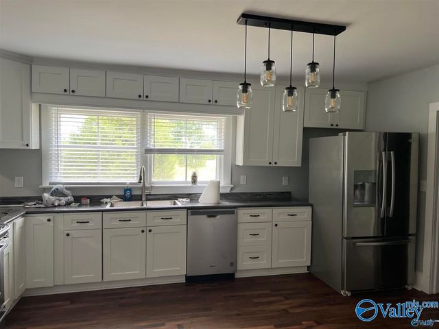 15951 W Highway 72, Athens, AL 35611