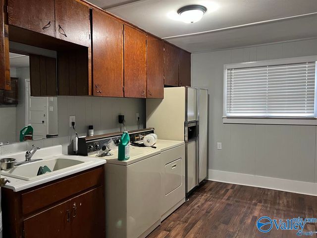 15951 W Highway 72, Athens, AL 35611