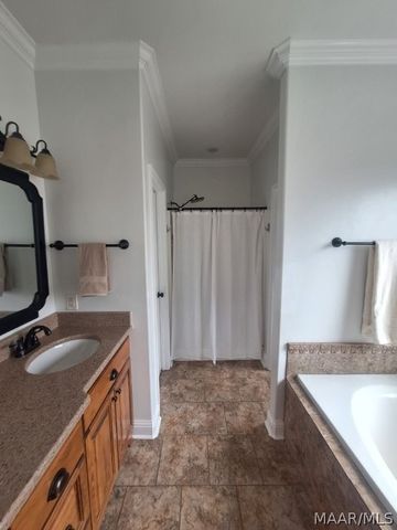 44 Ben Court, Wetumpka, AL 36092