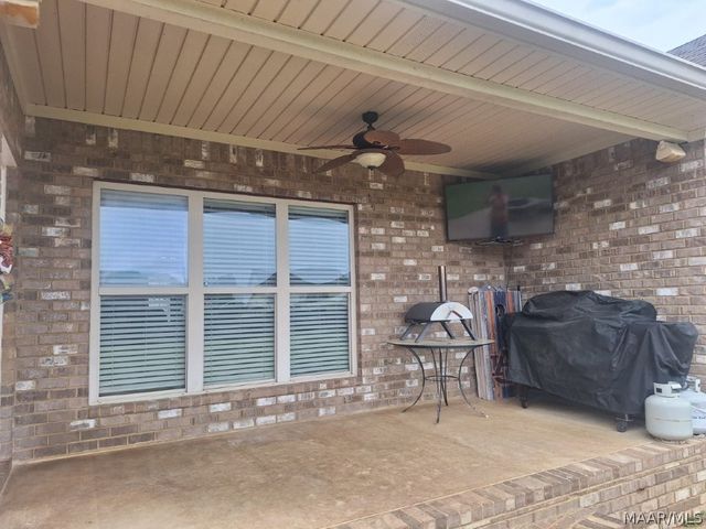 44 Ben Court, Wetumpka, AL 36092