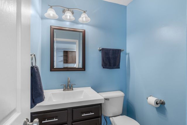 514 Brookwood Trail, Mchenry, IL 60050