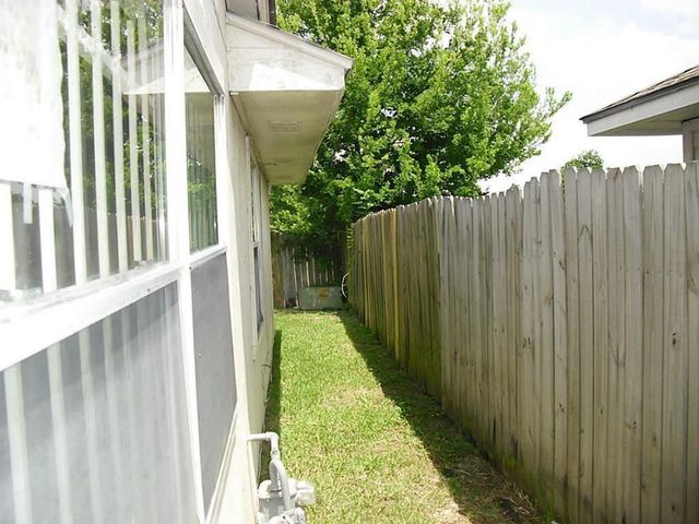 16505 Monte Carlo Lane, Houston, TX 77053