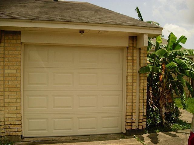 16505 Monte Carlo Lane, Houston, TX 77053