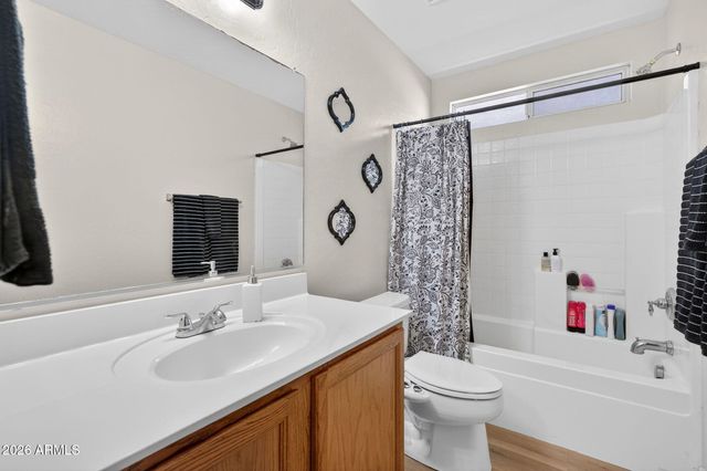 4056 E SUPERIOR Road, San Tan Valley, AZ 85143