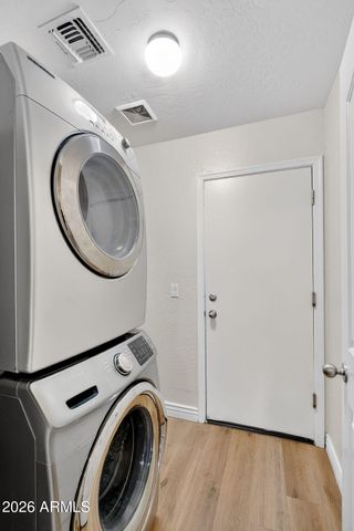 4056 E SUPERIOR Road, San Tan Valley, AZ 85143