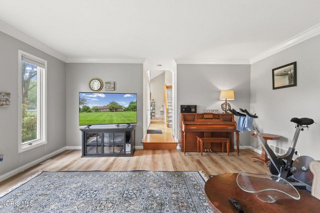 25673 Willowbend Road, Perrysburg, OH 43551
