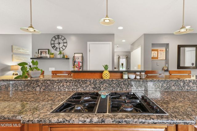 25673 Willowbend Road, Perrysburg, OH 43551