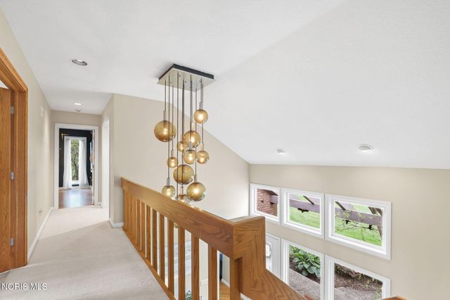 25673 Willowbend Road, Perrysburg, OH 43551