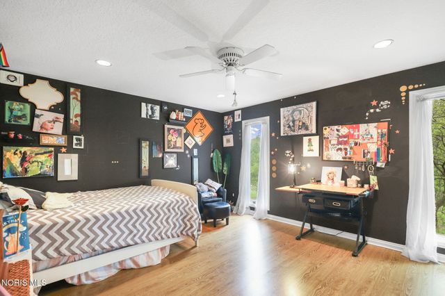 25673 Willowbend Road, Perrysburg, OH 43551