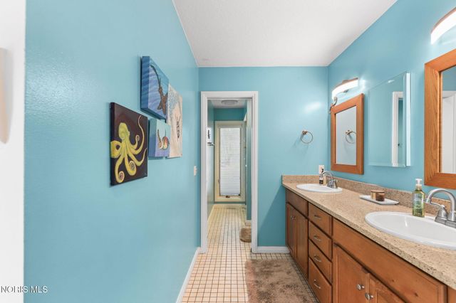 25673 Willowbend Road, Perrysburg, OH 43551