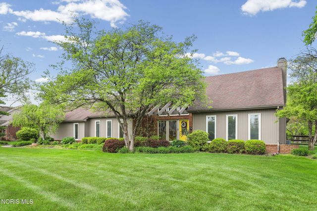 25673 Willowbend Road, Perrysburg, OH 43551