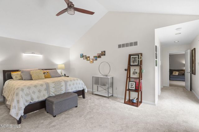 25673 Willowbend Road, Perrysburg, OH 43551