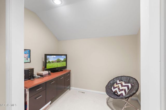 25673 Willowbend Road, Perrysburg, OH 43551