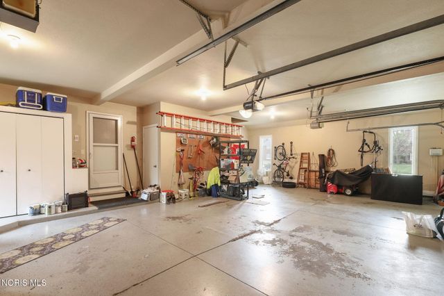 25673 Willowbend Road, Perrysburg, OH 43551