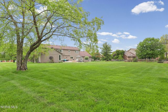 25673 Willowbend Road, Perrysburg, OH 43551