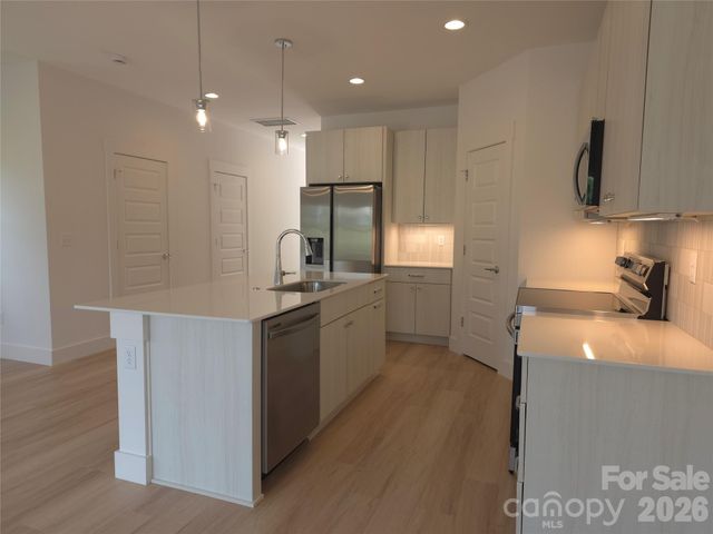 13 Bolton Street 7, Asheville, NC 28806