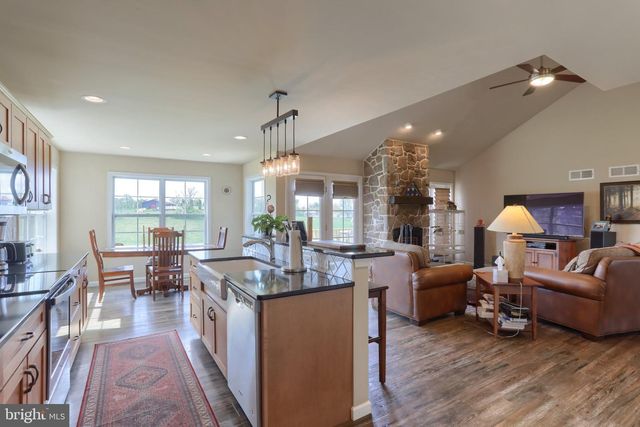 40 WILLIAMS, Myerstown, PA 17067