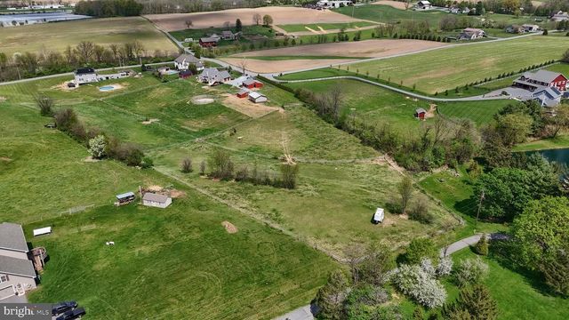 40 WILLIAMS, Myerstown, PA 17067