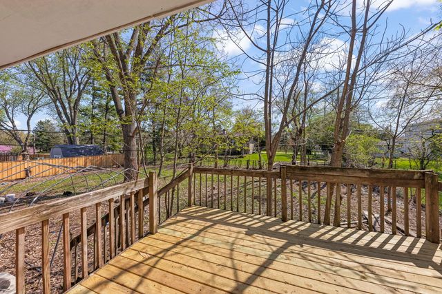 3N607 Kenwood Avenue, West Chicago, IL 60185