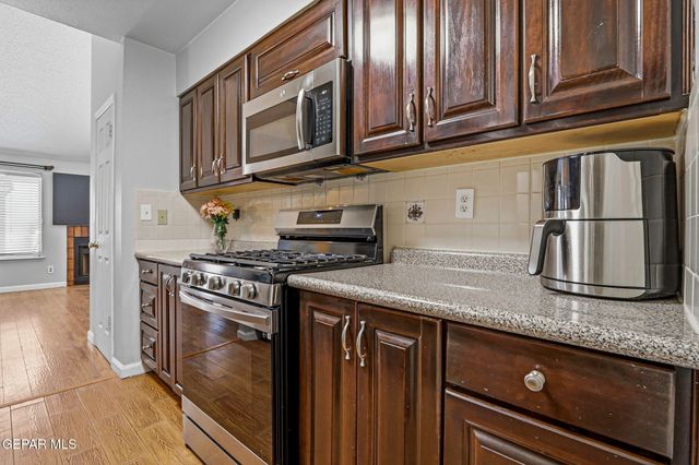 1816 KARL WYLER Drive, El Paso, TX 79936