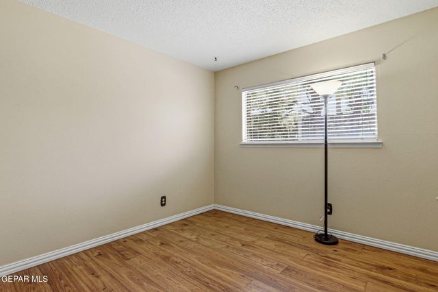 1816 KARL WYLER Drive, El Paso, TX 79936