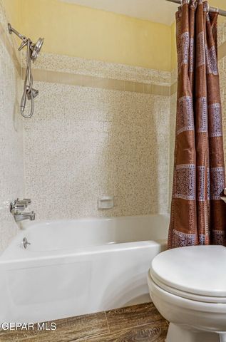 1816 KARL WYLER Drive, El Paso, TX 79936