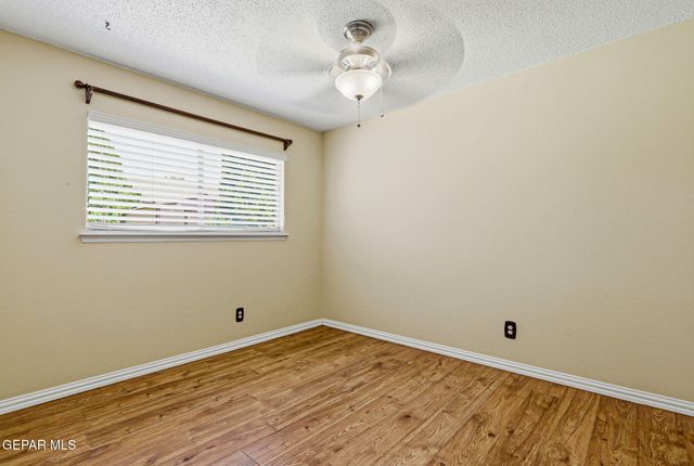 1816 KARL WYLER Drive, El Paso, TX 79936