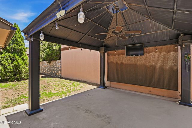 1816 KARL WYLER Drive, El Paso, TX 79936