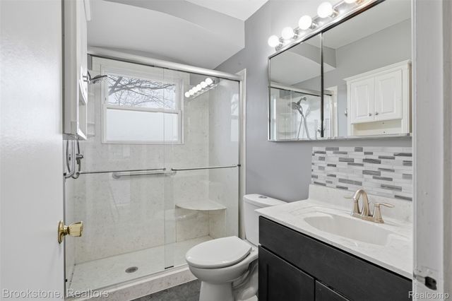 25705 Ronald Street, Roseville, MI 48066