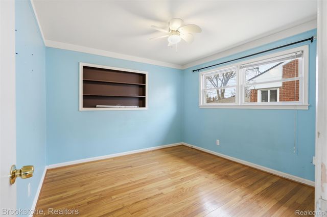 25705 Ronald Street, Roseville, MI 48066