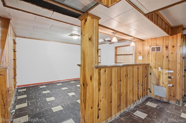 25705 Ronald Street, Roseville, MI 48066