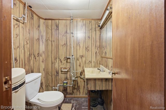 25705 Ronald Street, Roseville, MI 48066
