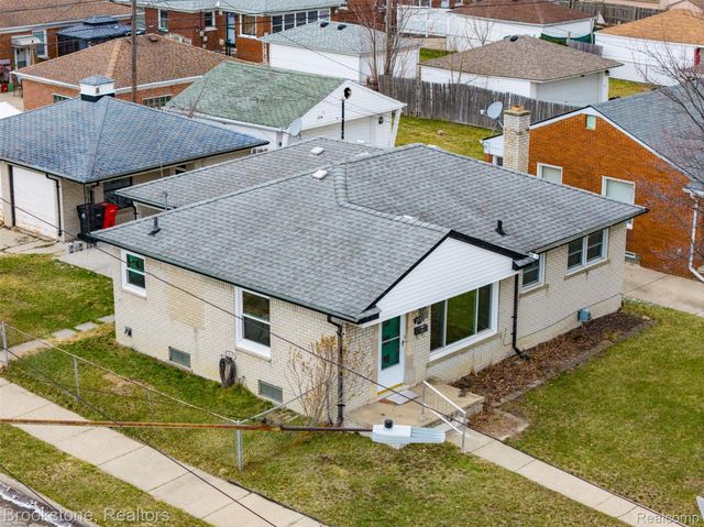 25705 Ronald Street, Roseville, MI 48066