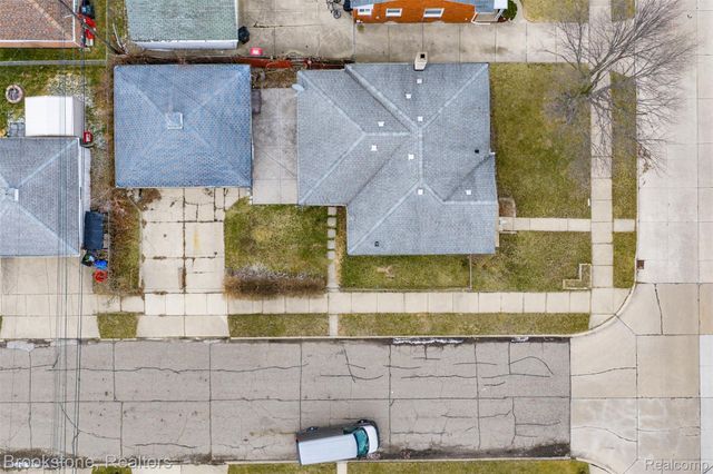 25705 Ronald Street, Roseville, MI 48066