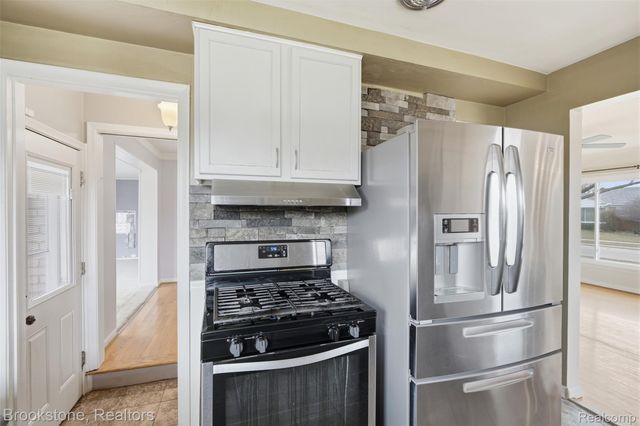 25705 Ronald Street, Roseville, MI 48066