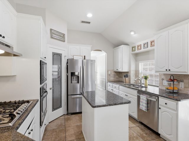 1309 Ocotillo Lane, Fort Worth, TX 76177