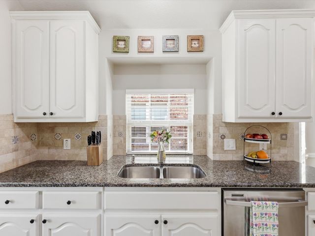 1309 Ocotillo Lane, Fort Worth, TX 76177