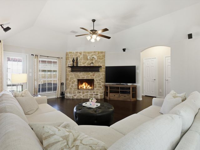 1309 Ocotillo Lane, Fort Worth, TX 76177