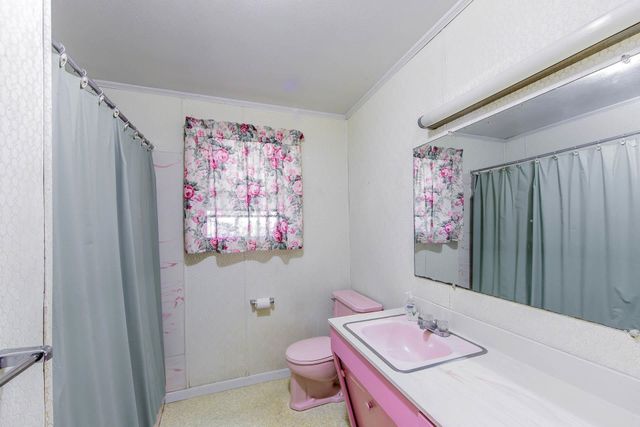 611 Broadmoor Ave, Houma, LA 70364