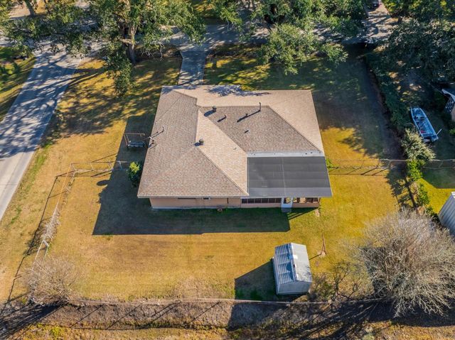 611 Broadmoor Ave, Houma, LA 70364