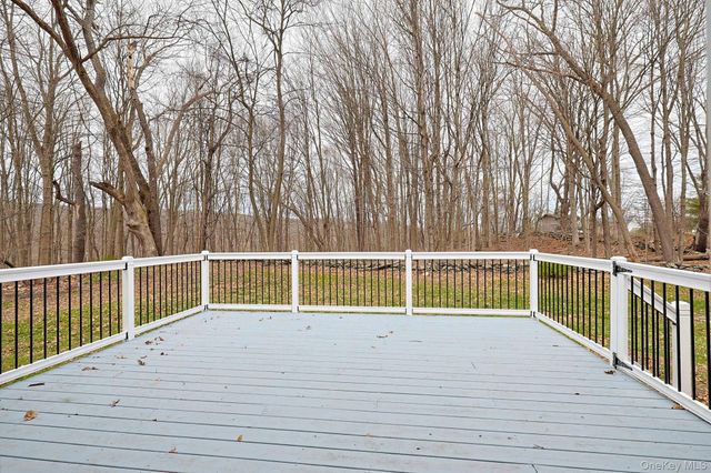 78 Pickerel Road, Monroe, NY 10950