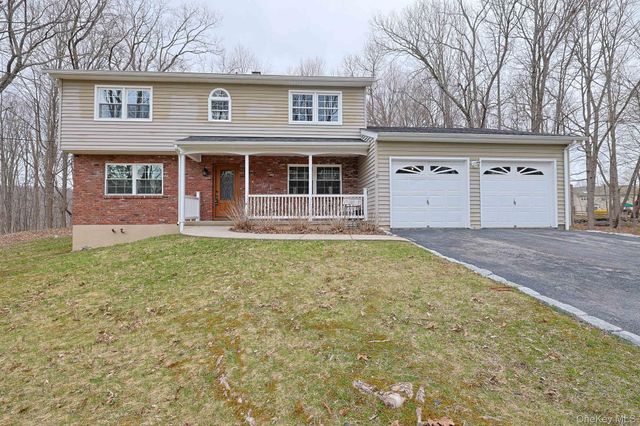 78 Pickerel Road, Monroe, NY 10950
