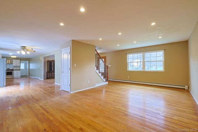 78 Pickerel Road, Monroe, NY 10950