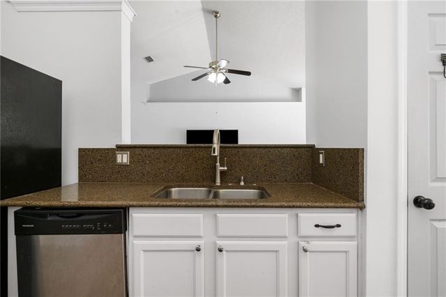 1517 Hunters Ridge Drive W, Mobile, AL 36695