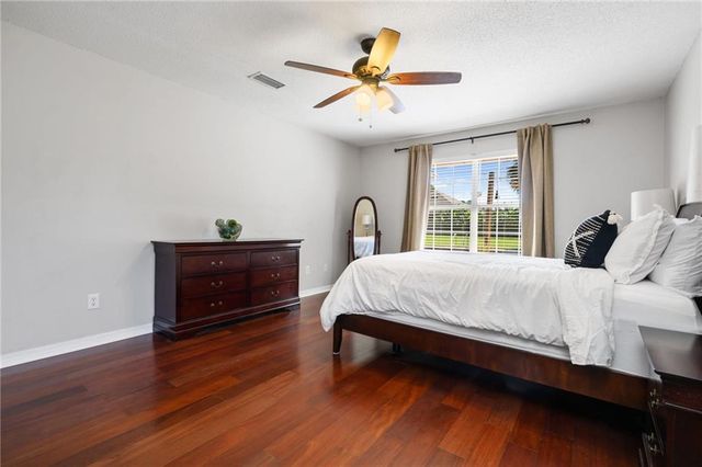 1517 Hunters Ridge Drive W, Mobile, AL 36695