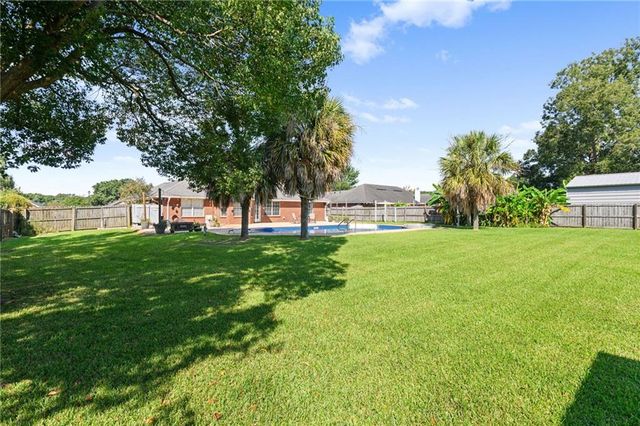 1517 Hunters Ridge Drive W, Mobile, AL 36695