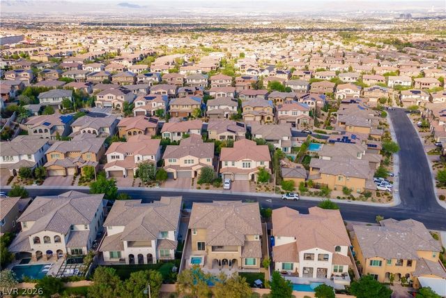 449 Paso De Montana Street, Las Vegas, NV 89138