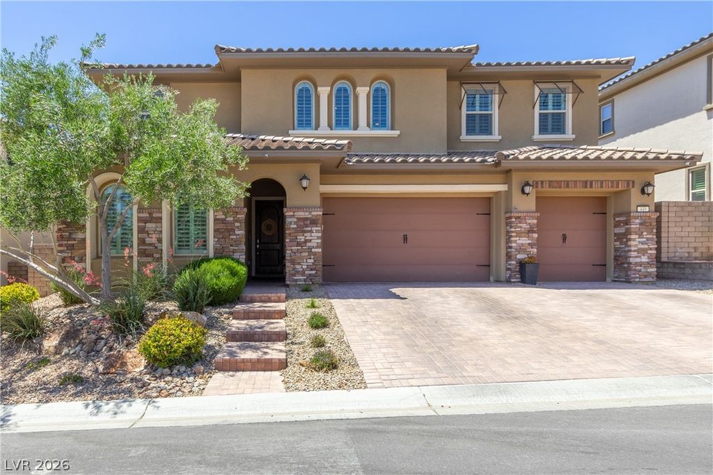 449 Paso De Montana Street, Las Vegas, NV 89138