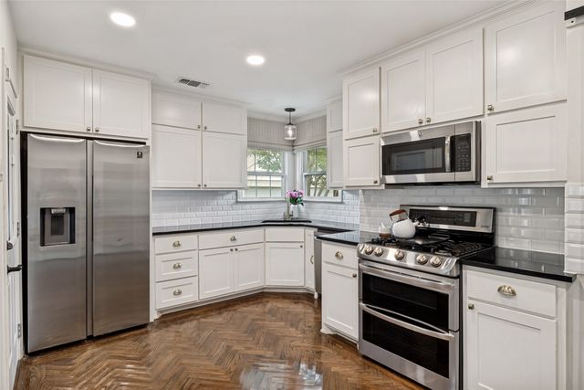 6031 Winton Street, Dallas, TX 75206
