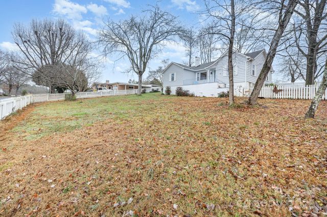 805 Avondale Avenue, Albemarle, NC 28001